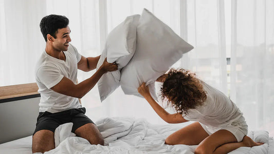 ¿Es bueno dormir sin almohada?