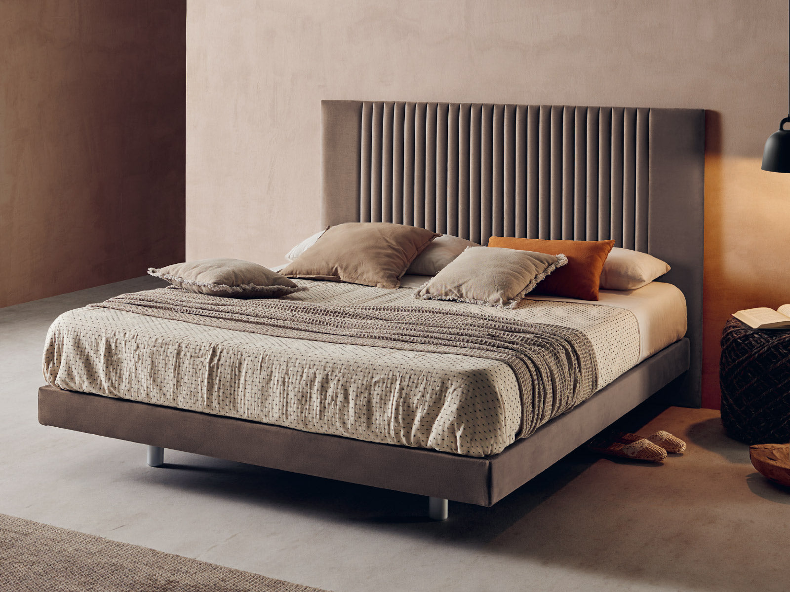 Cabecero JK Brampton