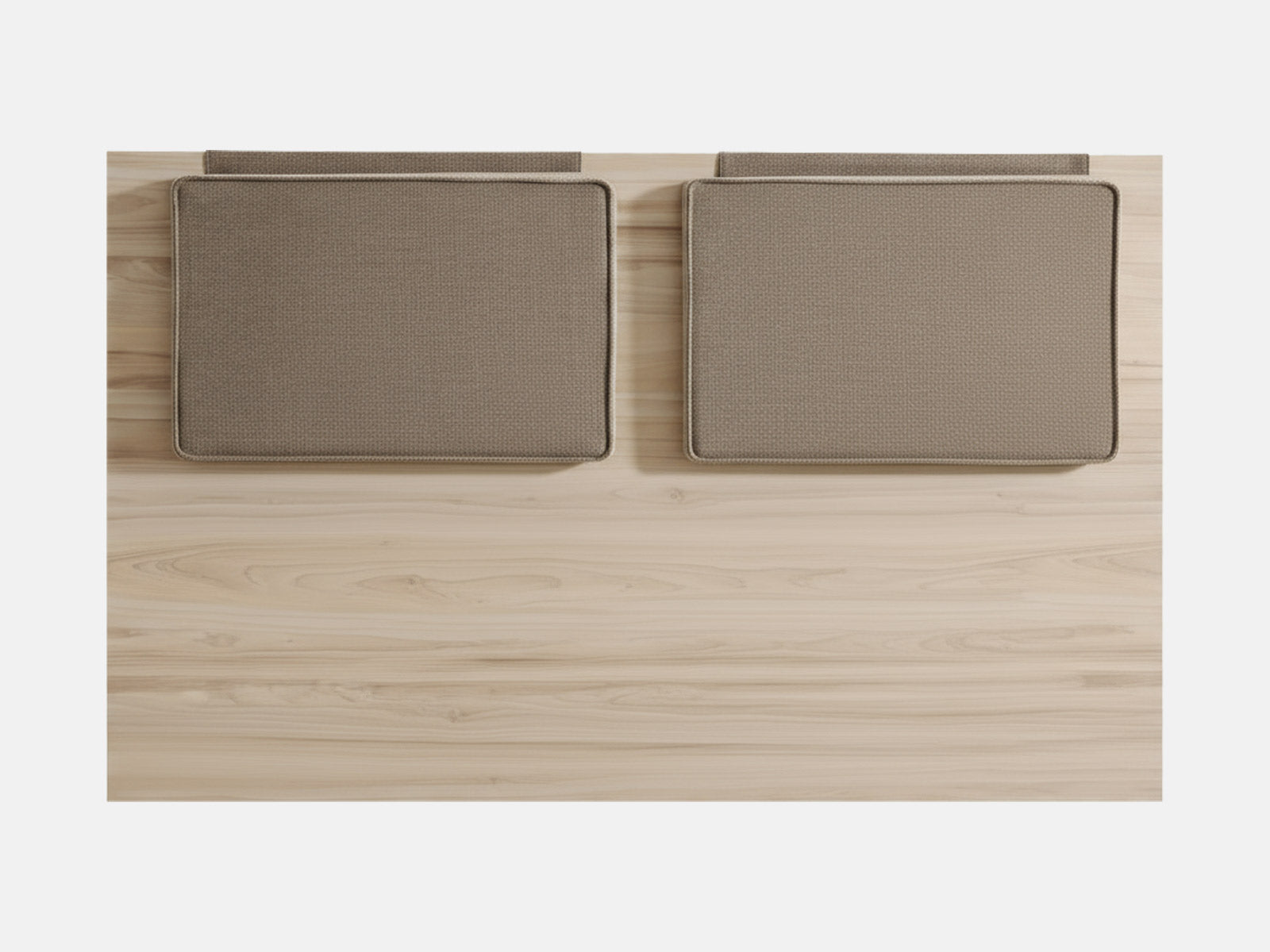 Cabecero JK Laval con almohadas